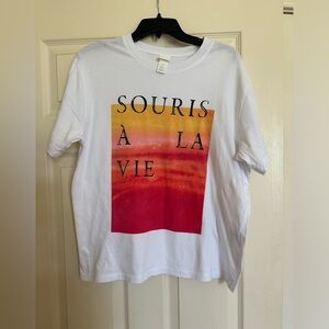 H & M “Souris a la vie” graphic causal tshirt size M